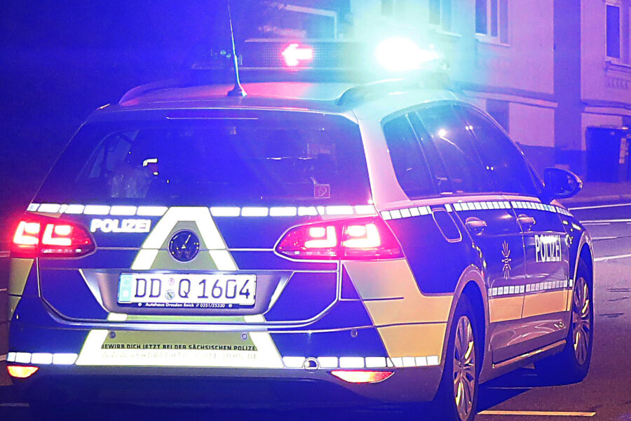 Vogtland: Fußgänger nach Unfall gestorben - 