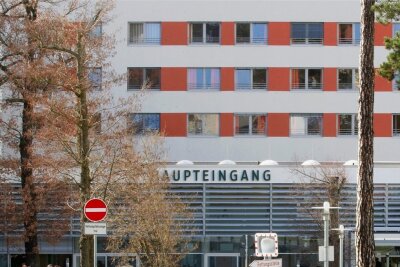 Vogtland-Klinikum in Plauen lockert Corona-Regeln: Besuche im Krankenhaus wieder möglich - Das Helios Vogtland-Klinikum Plauen.