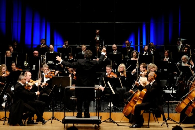 Vogtland Philharmonie eröffnet die Sinfoniekonzertreihe - 