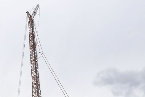 Voigtsdorf: Windkraft ist in Verzug - Für die neuen Anlagen wird eine gigantische Krantechnik benötigt. 