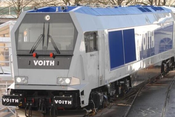 Voith schließt Antriebstechnik-Werk in Zschopau - Voith verkauft unter anderem weltweit Hochgeschwindigkeitszüge und Lokomotiven.