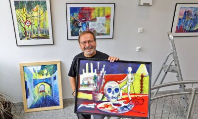 Volker Bokum stellt im Rathaus Hohenstein-Ernstthal aus - Künstler Volker Bokum aus Limbach-Oberfrohna