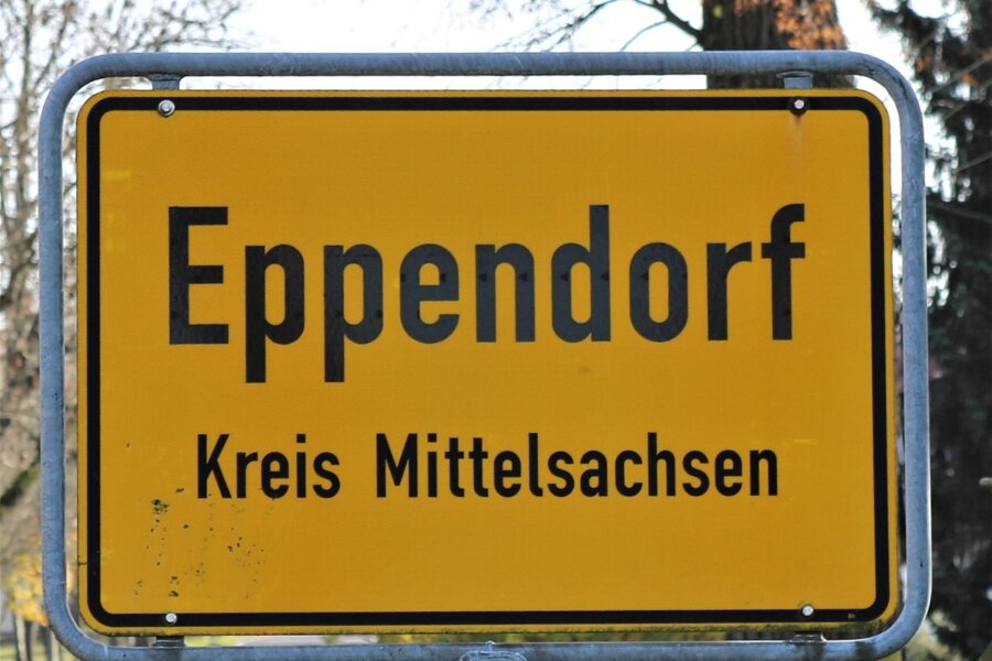 Vollsperrung in Eppendorf wegen Arbeiten an Stromkabel - In Eppendorf wird die Straße ab 16. Oktober wegen Kabelarbeiten gesperrt.