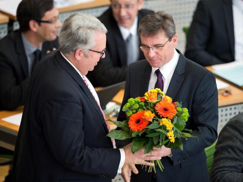 Landtag wählte Mackenroth (CDU) zum neuen Ausländerbeauftragten.