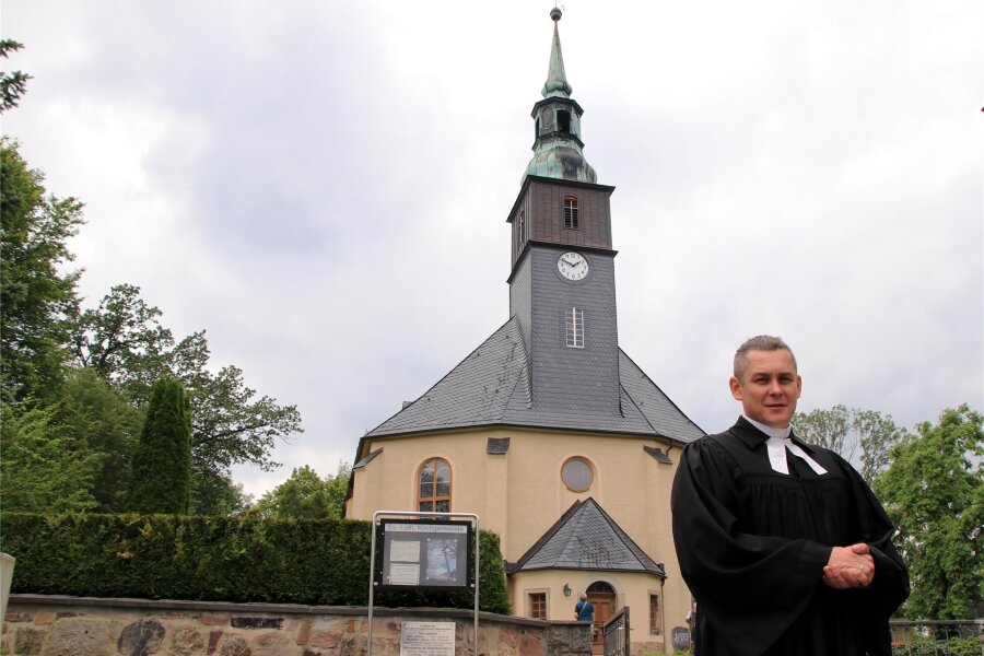 Vom Vogtland in die Sächsische Schweiz: Pfarrer Alexander Felchle verlässt die Kirchgemeinde Rothenkirchen-Wernesgrün - Abschied von Pfarrer Alexander Felchle. Er verlässt das Vogtland.