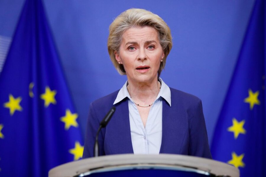 EU-Kommissionspräsidentin Ursula von der Leyen hat die Einigung auf ein neues Sanktionspaket gegen Russland begrüßt.