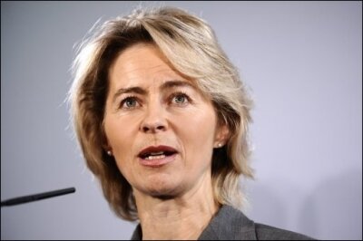Von der Leyen wird nach Jungs Rücktritt Arbeitsministerin - Die bisherige Familienministerin Ursula von der Leyen (CDU) wird nach dem Rücktritt von Franz Josef Jung (CDU) neue Bundesarbeitsministerin.