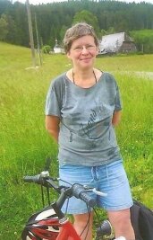 Von der Reise eines Naturwesens in die Welt der Menschen - Jana Berger ist gern mit dem Fahrrad in der Natur unterwegs. In ihrem Buch regt sie ein Miteinander mit der Natur an. 