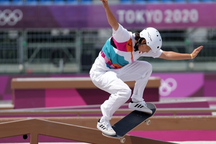 Olympische Premiere in Tokio: Die 13-jährige Momiji Nishiya aus Japan holte im Aomi Urban Sport Park Gold in der Disziplin Street. 