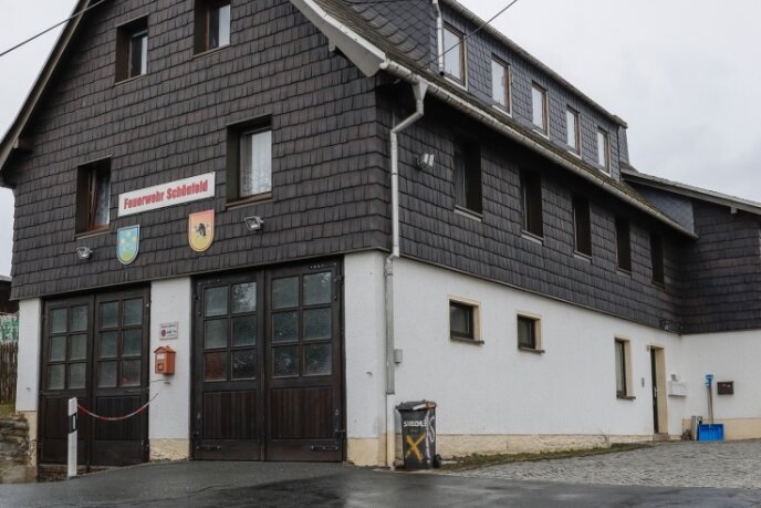 Von Freibad bis Feuerwehr - wohin das Geld 2022 fließt - Das Feuerwehrdepot in Schönfeld gehört mit 1,5 Millionen Euro zu den größten Investitionen. Um die Finanzierung zu stemmen, will die Kommune einen Kredit aufnehmen. 