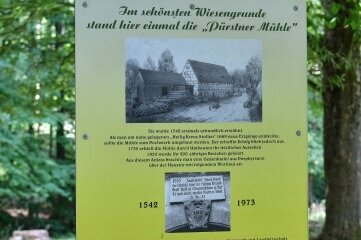 Von Mord bis Mühle: Hier gibt es Ortshistorie für unterwegs - Die Infotafel am Standort der einstigen Pürstener Mühle wurde mittlerweile um einen QR-Code ergänzt.