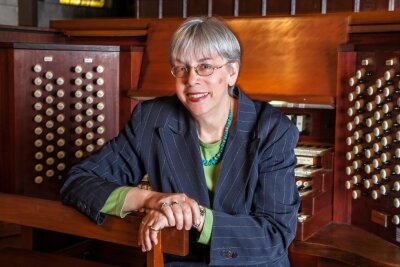 Von New York nach Rochlitz: Professorin lässt die Orgel erklingen - Organistin Gail Archer aus New York gestaltet in dieser Woche zum ersten Mal ein Orgelkonzert in Rochlitz.