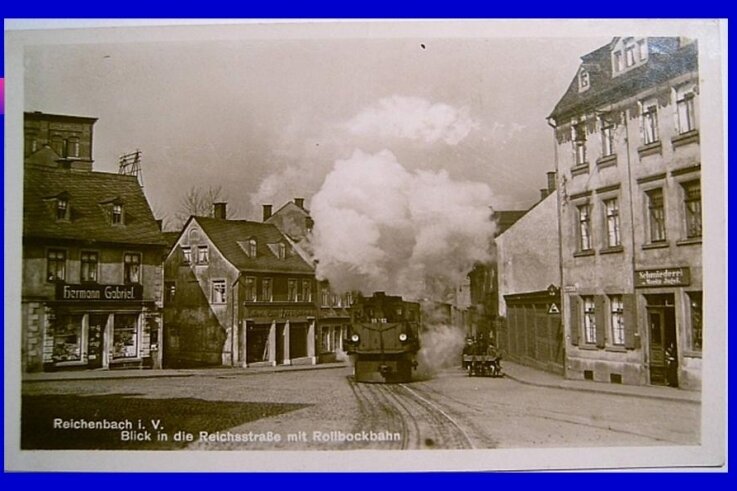 Vor 120 Jahren Baubeginn für die Rollbockbahn - Die Postkarte hält die Rollbockbahn in der Reichenbacher Reichsstraße fest. 