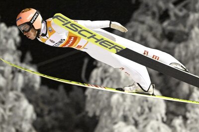 Vor dem Skisprung-Weltcup in Klingenthal: Was Stefan Kraft so stark macht - Schanzenstilist Stefan Kraft, hier in Ruka in Aktion, ist derzeit die Nummer 1 im Skispringen.
