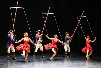 Vorhang auf: Plauener Theater macht Lust auf die neue Spielzeit - Das Ballett „Pinocchio“ für Zuschauer ab sechs Jahren steht ab 26. Mai auf dem Plauener Spielplan.