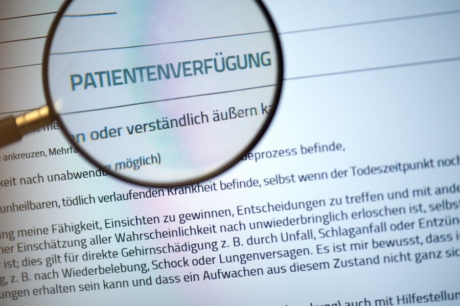 Vorsorgen bei Krankheit oder Unfall: Verbraucherzentrale Sachsen bietet Online-Vorträge - (Symbolbild)