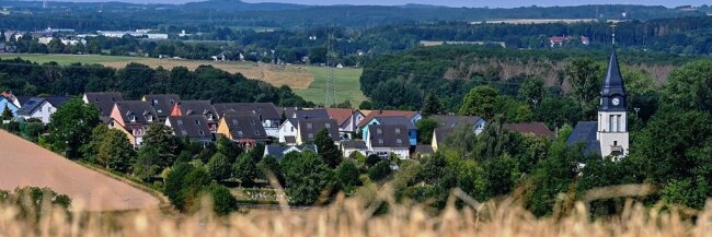 Ein neu entstandenes Eigenheimgebiet in Klaffenbach. Der Ortsteil im Süden der Stadt hat als einzige der einstmals selbstständigen Gemeinden, die in den 1990er-Jahren nach Chemnitz eingemeindet wurden, zuletzt an Einwohnern hinzugewinnen können. 