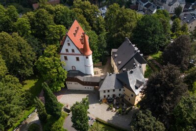 Vortrag: Ein Vierteljahrhundert Schatzsuche im Erzgebirge - Schloss Schlettau ist einmal mehr Gastgeber für einen spannenden Vortrag.