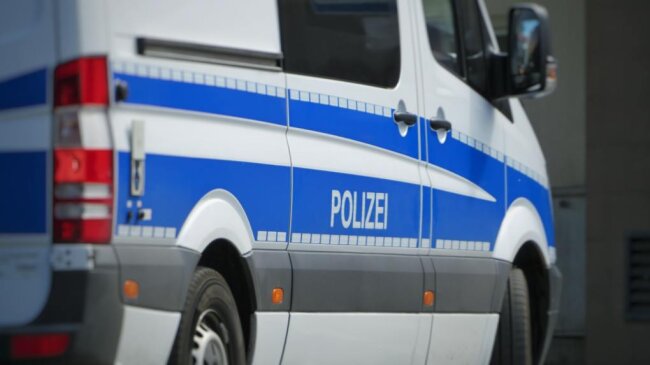 Vorwurf Drogenhandel: Polizei durchsucht Hanfladen im Chemnitzer Neefepark - 