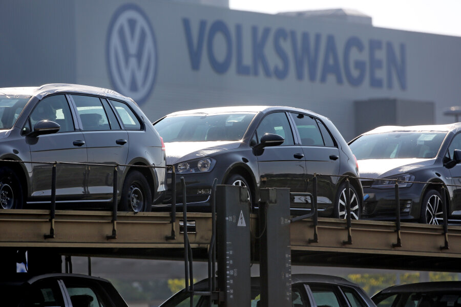 VW Sachsen legt Produktion an sechs Tagen still - 