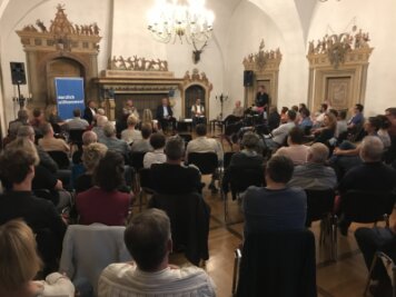 Wahlforum in Augustusburg: Kandidaten gehen in die Diskussion - 