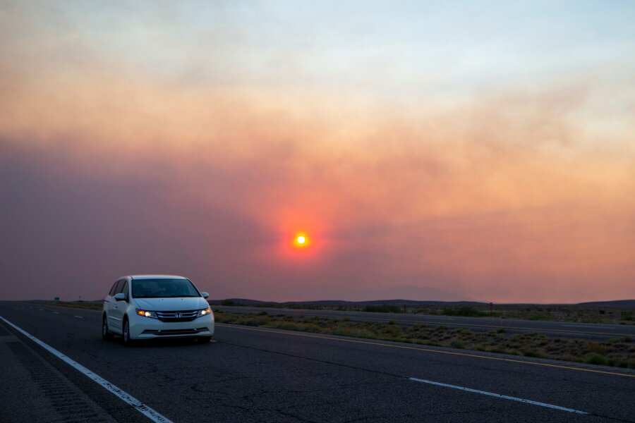 Waldbrände in den USA: Tausende auf der Flucht - Derzeit wüten in den USA nach Angaben der Behörden 29 größere Waldbrände, 10 davon im Westküstenstaat Kalifornien.