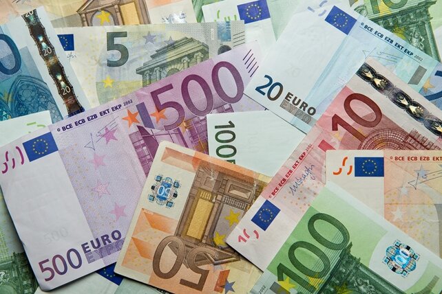 Waldheim: Betrügerin prellt Seniorin um mehrere hundert Euro - 