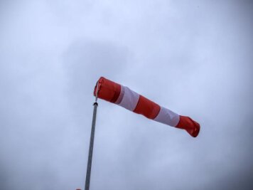 Warnung vor Sturmböen auf dem Fichtelberg - 