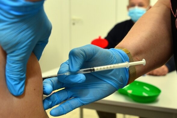 Warum der Impfturbo für Mittelsachsen nicht zündet - Im Impfzentrum in Mittweida sind seit Eröffnung mehr als 113.200 Menschen zum Schutz vor Covid-19 geimpft worden.