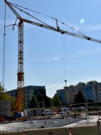 Warum der Kita-Neubau in Limbach-Oberfrohna länger dauert - Beim Bau der neuen Kindertagesstätte "Am Wasserturm" an der Professor-Willkomm-Straße in Limbach-Oberfrohna hat es Verzögerungen gegeben.