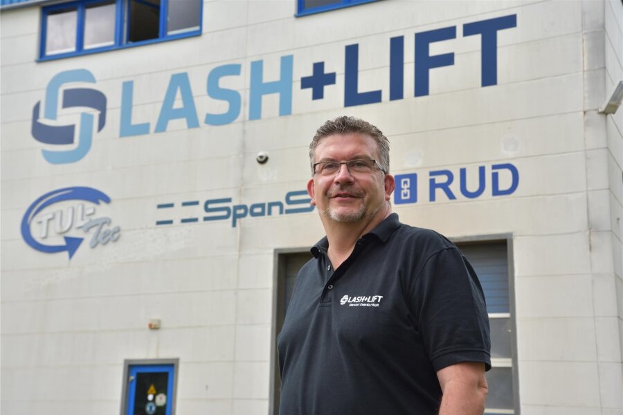 Warum ein Industriebetrieb von Oelsnitz nach Plauen umzieht - Jochen Schlamelcher ist Geschäftsführer bei Lash und Lift in Oelsnitz. Das Spezialunternehmen für die Herstellung von Zurr- und Hebetechnik wird in Plauen investieren.