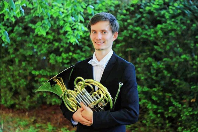 Warum es junge Musiker nach Augustusburg zieht - Josef Nawrocki (Horn) ist beeindruckt von der perfekten Betreuung durch die vielen ehrenamtlichen Helfer während des dreitätigen Aufenthaltes.