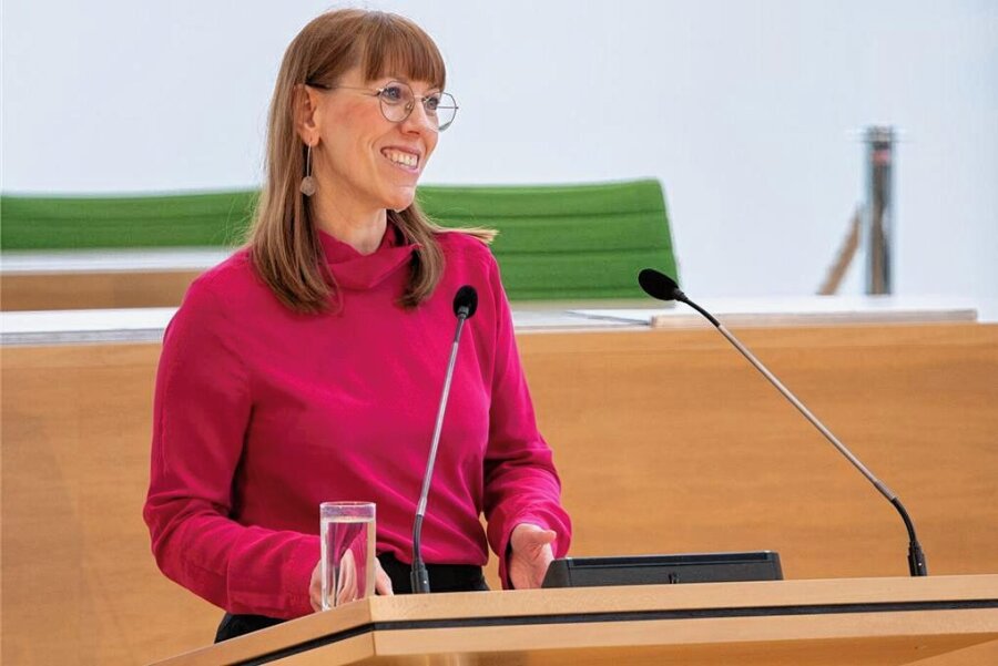 Warum ist der Frauenanteil in Sachsens Landtag so miserabel, Frau Meier? - Sachsens Gleichstellungsministerin Katja Meier (Grüne) am vergangenen Samstag beim Festakt zum Frauentag im Landtag. 