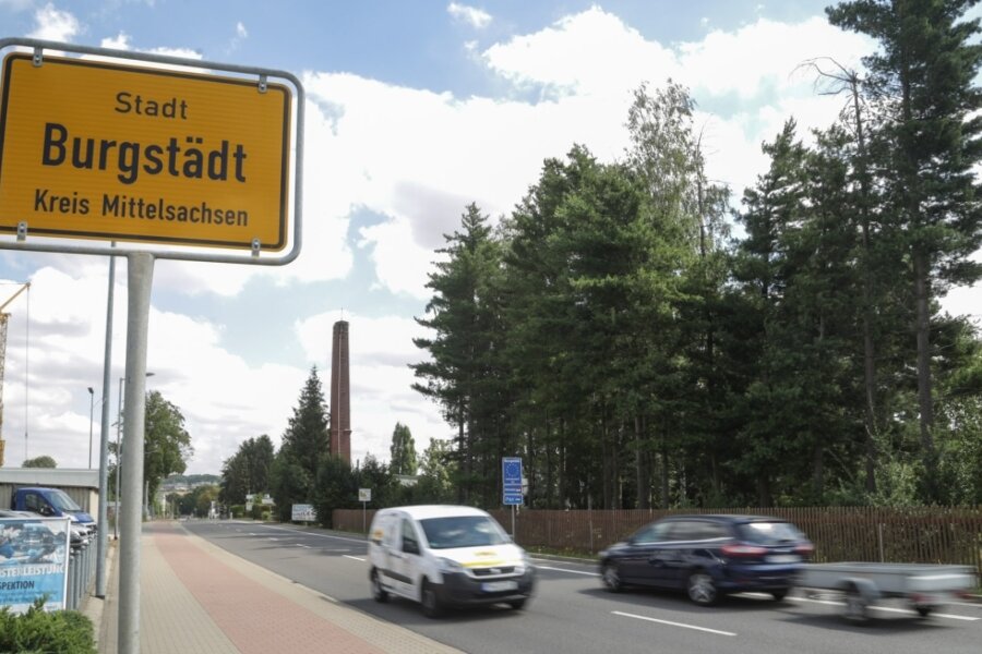 Warum Wege bald gesperrt sein könnten - Die Chemnitzer Straße ist eine wichtige Straße in Burgstädt. Im Straßenverzeichnis ist sie als Kreisstraße aufgeführt - von überörtlicher Bedeutung und Verbindungsstraße nach Hartmannsdorf. 