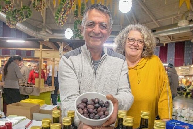 Was der Bauernmarkt Neues zu bieten hat - Olivenöl und Oliven sowie viele andere Spezialitäten von der Insel Kreta soll es auch diesmal beim Bauernmarkt geben. 