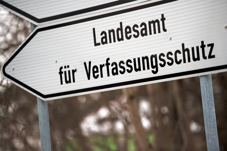 Was der Verfassungsschutz über das Erzgebirge sagt - Das Landesamt für Verfassungsschutz beobachtet auch die „Freien Sachsen“ im Erzgebirge.