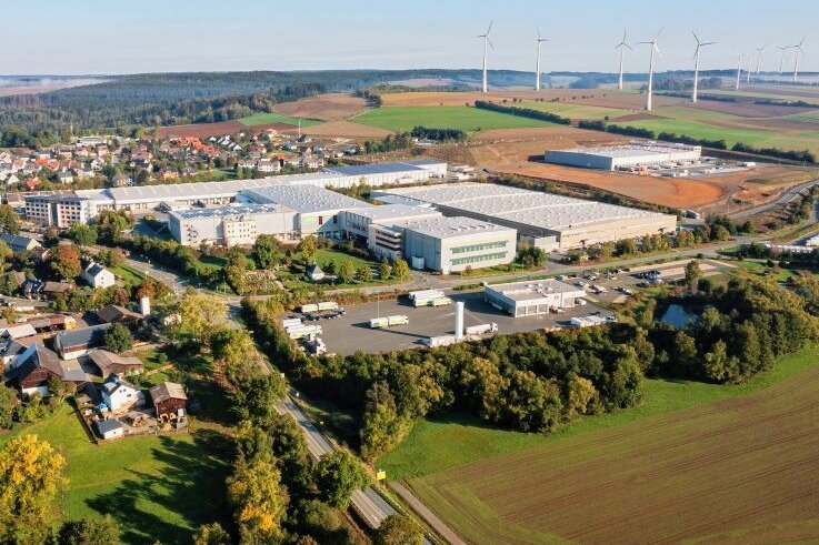 Was die Dennree-Gruppe der Biokrise entgegensetzt - Die Unternehmenszentrale in Töpen befindet sich nur einen Steinwurf vom Vogtlandkreis entfernt. 