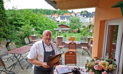 Was Gastronomen in Westsachsen zu schaffen macht - Bernd Baumgärtel hält seine Preise trotz gestiegener Einkaufspreise.Er fürchtet, sonst seine Gäste zu verlieren.
