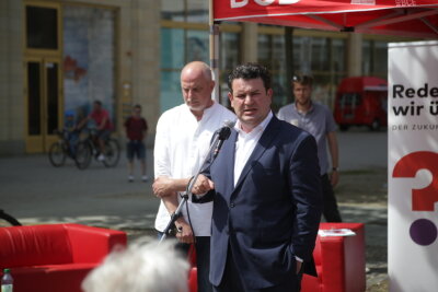 Was Klinik-Mitarbeiter in Chemnitz Arbeitsminister Hubertus Heil mit auf den Weg geben - Bundesarbeits- und Sozialminister Hubertus Heil (SPD) ist am Samstag in Chemnitz zu Besuch gewesen.