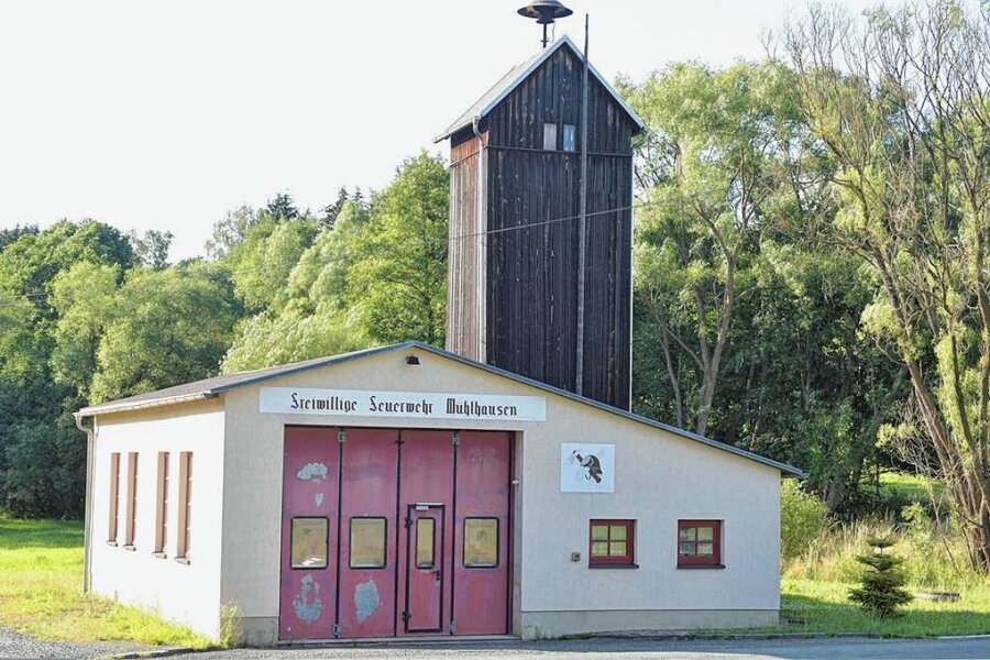 Was mit dem alten Feuerwehrhaus von Mühlhausen passiert - Das alte Depot von Mühlhausen wurde zum Hochwasser 2018 beschädigt.