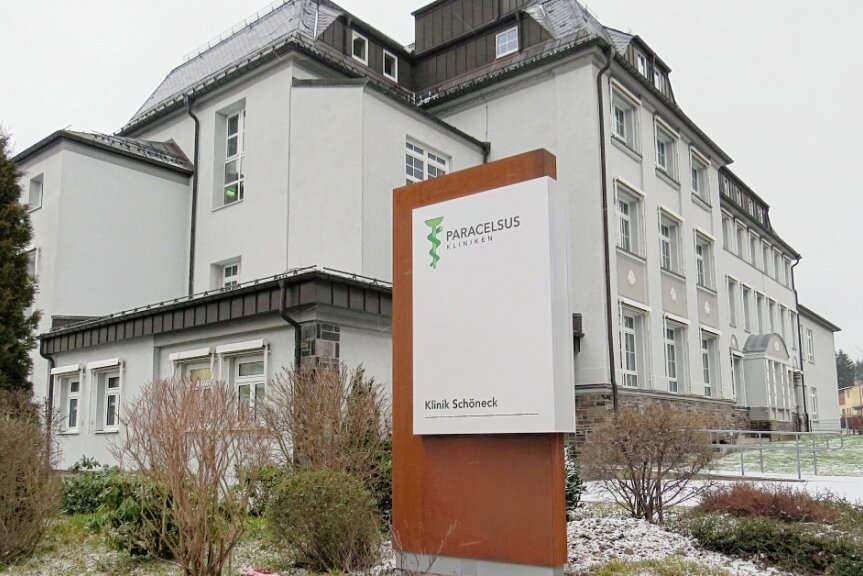 Was Paracelsus für die Klinik Adorf/Schöneck plant - Der Paracelsus-Klinik-Standort in Schöneck. 
