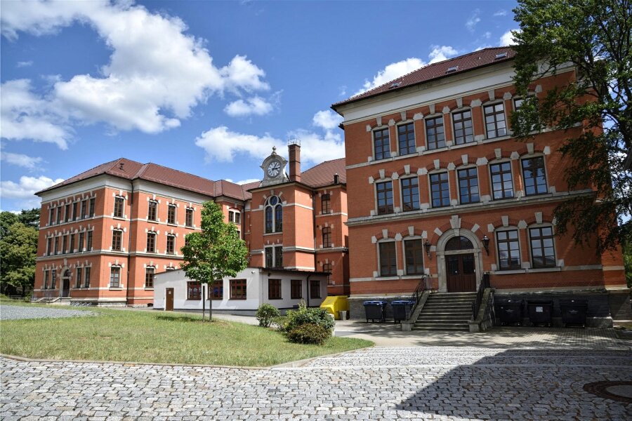 Was Schulen in Oelsnitz und Klingenthal besonderes zu bieten haben - Das Julius-Mosen-Gymnasium Oelsnitz befindet sich seit einem Jahr in der Trägerschaft der Stadt.