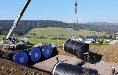 Wasserwerke stehen unter starkem Kostendruck - Eine große Investition des Zweckverbands Wasserwerke Westerzgebirge war 2022 der Bau des neuen Hochbehälters Segen Gottes in Breitenbrunn. Etwas Ähnliches wird 2023 in Sosa vorbereitet und 2024 gebaut.