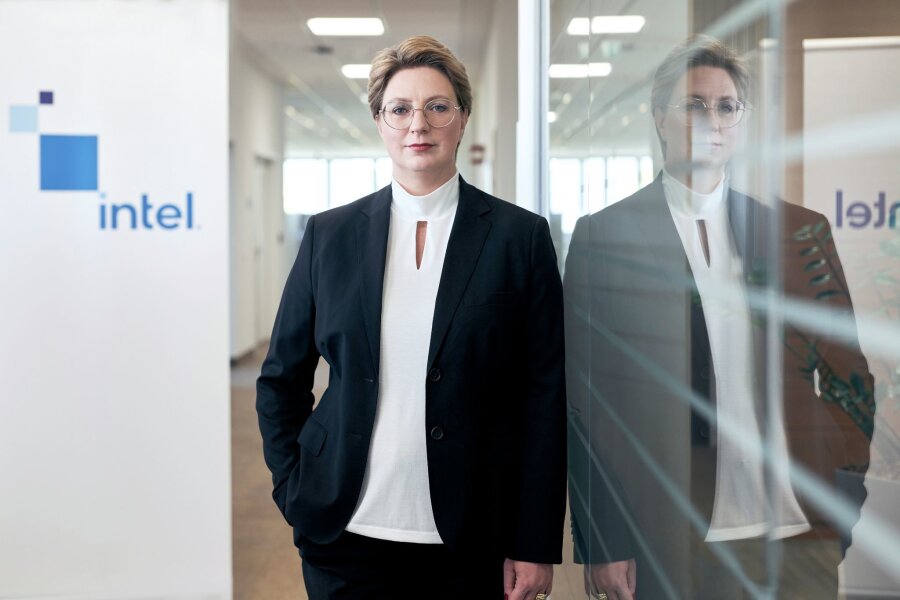 Wechsel an der Führungsspitze von Intel Deutschland - Stammt ursprünglich aus einer bayerischen Handwerksfamilie und war dort die Erste, die studiert hat, nämlich Informatik: Sonja Pierer.