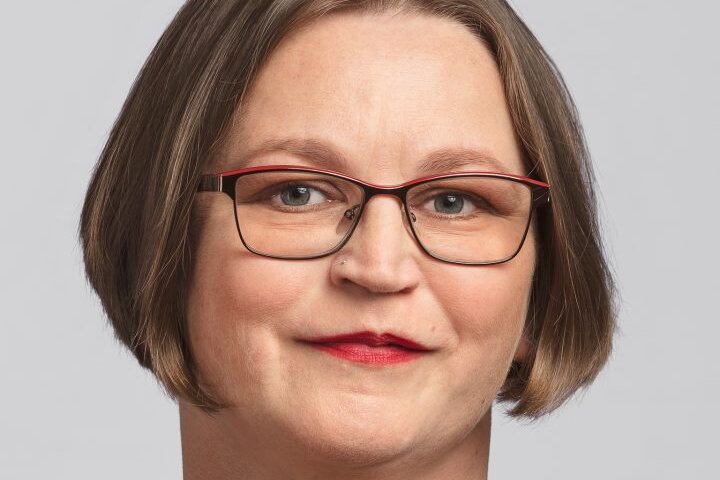 Wegen Kreistagsvotum: Linke Direktkandidatin tritt aus der Partei aus - Susann Schöniger