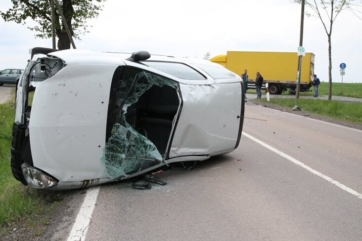 Weißenborn: Zwei Verletzte bei Unfall - 