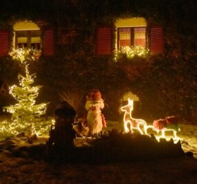 Weihnachtlich geschmückte Häuser: Viel zu entdecken im oberen Vogtland - 