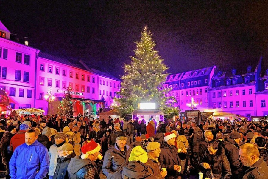 Weihnachtsmarkt in Glauchau: Reichen drei Tage aus? - Der Weihnachtsmarkt in Glauchau war von Freitag bis Sonntag ein Besuchermagnet. 