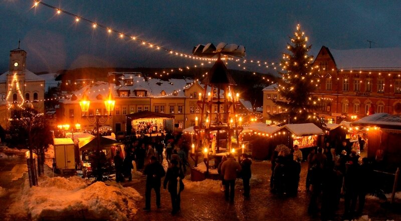 Weihnachtsmarkt in Lößnitz