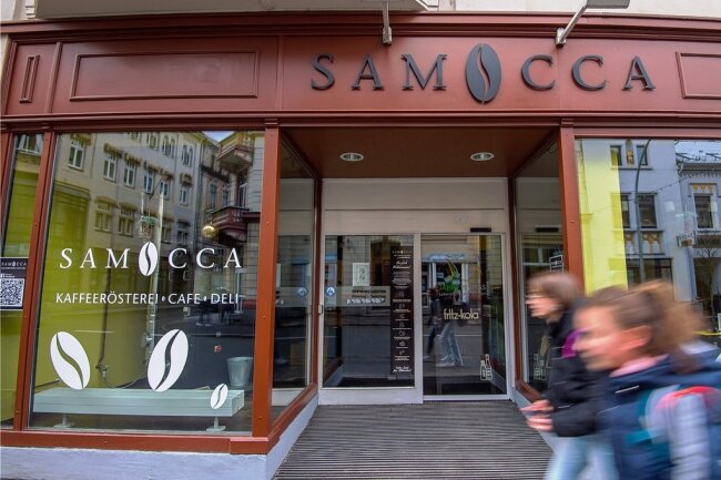 Das Café Samocca in Aue können Gäste derzeit nur von 8 bis 11 Uhr besuchen. Mitarbeiter wünschen sich die alten Öffnungszeiten zurück. 